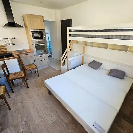 3 Personnes Avec Terrasse Lejlighed